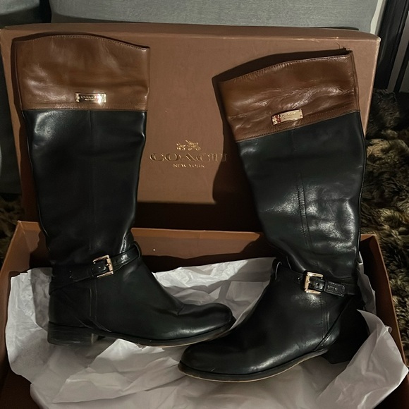 Beautiful Coach leather boots in size 5.5 - Picture 1 of 7